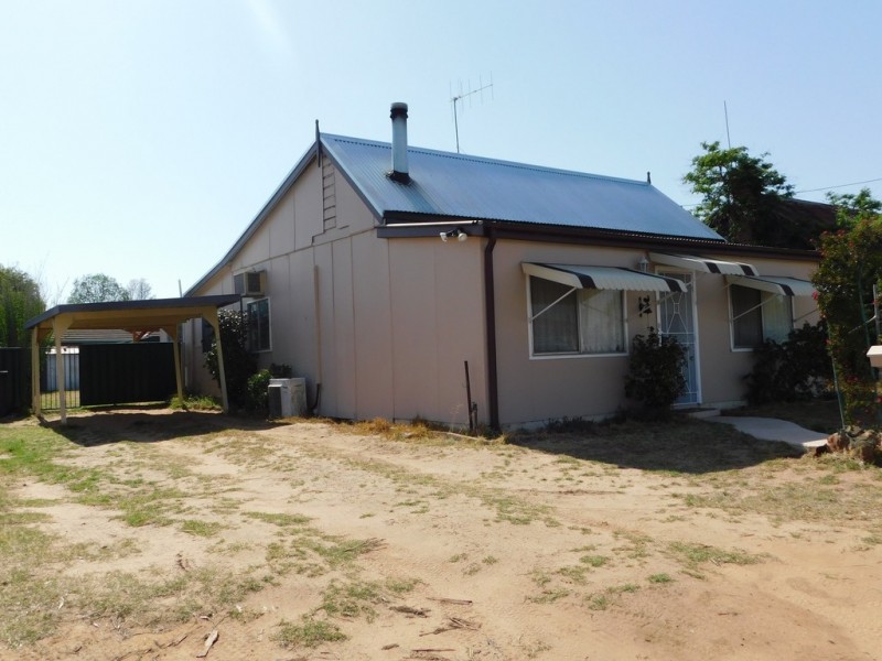45 Charles St, Coonabarabran NSW 2357