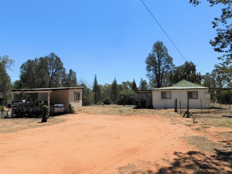 3 Aerodrome Road, Baradine NSW 2396