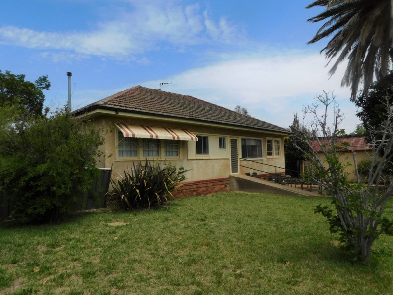 3-5 Horsley St, Coonabarabran NSW 2357