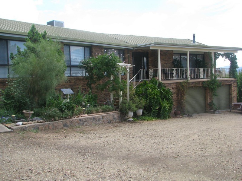 2 Church Street, Quirindi NSW 2343