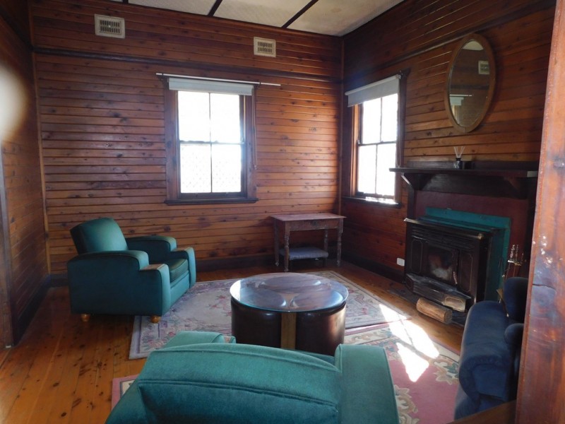 16 Cassilis St, Coonabarabran NSW 2357