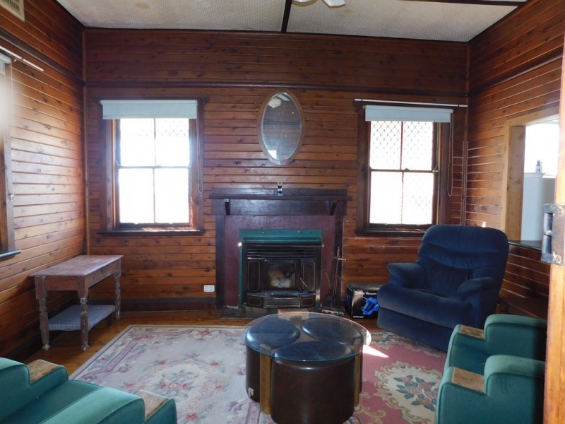 16 Cassilis St, Coonabarabran NSW 2357