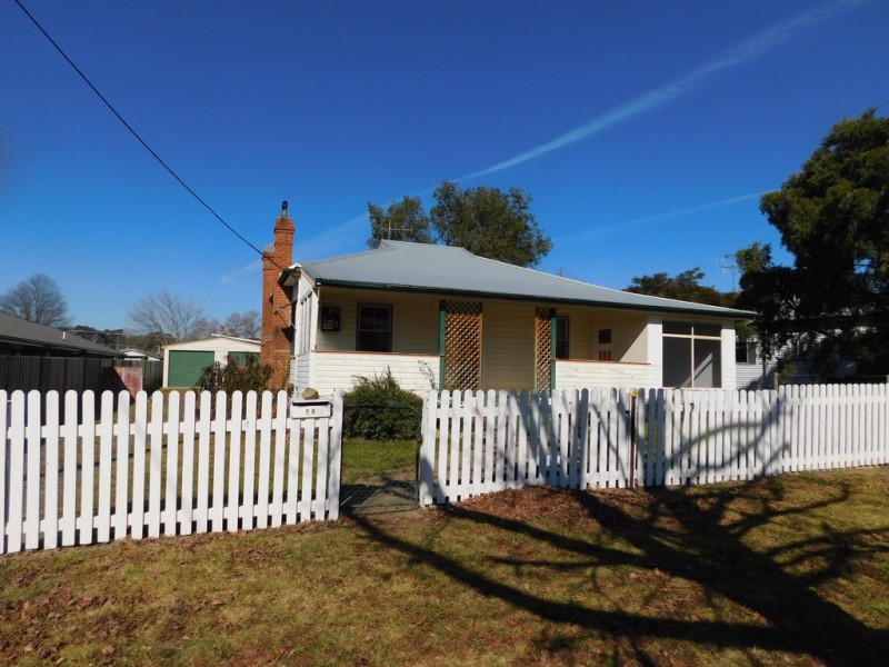 16 Cassilis St, Coonabarabran NSW 2357