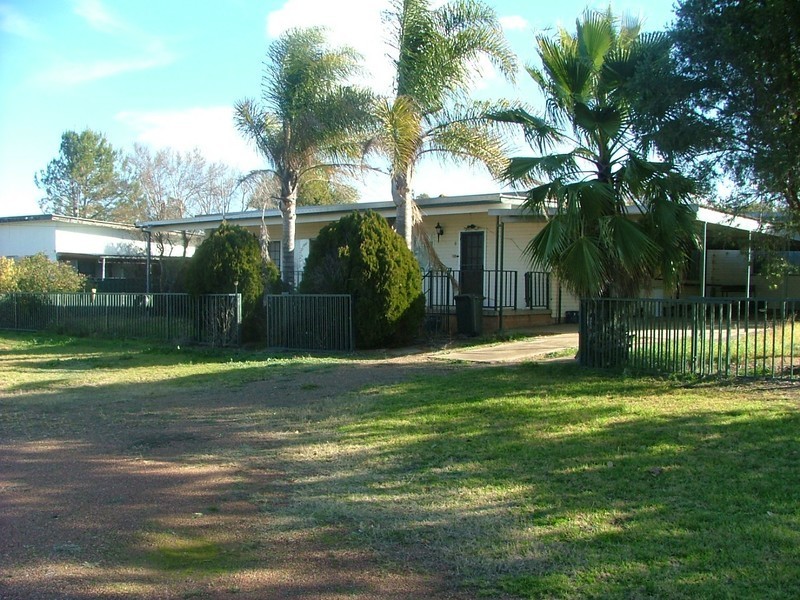 8 Johnson Street, Caroona NSW 2343