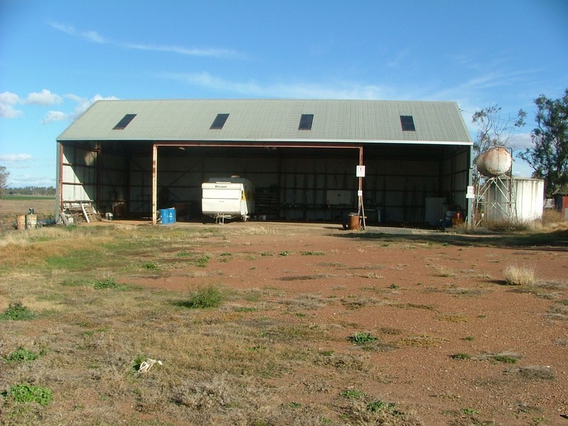 8 Johnson Street, Caroona NSW 2343