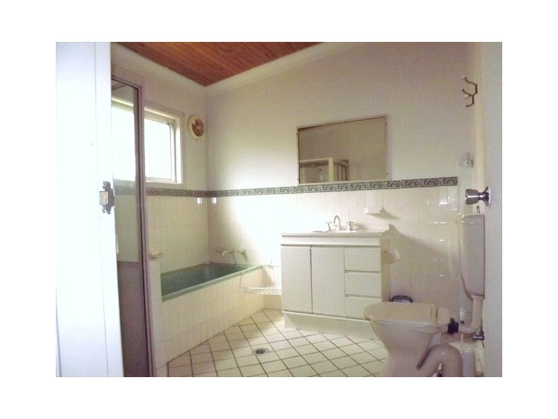 96 Cassilis St, Coonabarabran NSW 2357