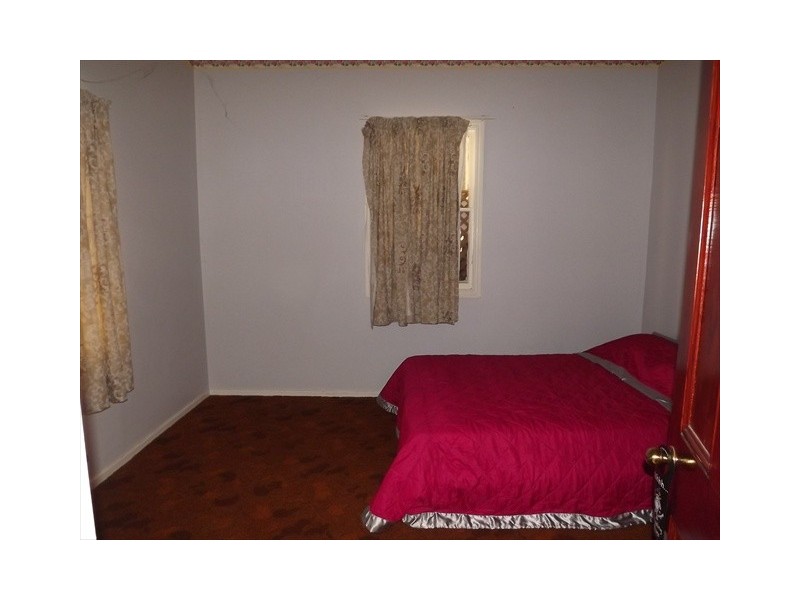 96 Cassilis St, Coonabarabran NSW 2357