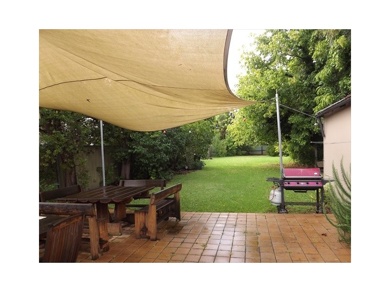 96 Cassilis St, Coonabarabran NSW 2357