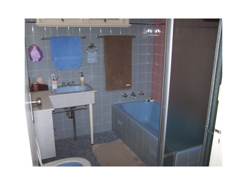 5 Arthur Street, Wellington NSW 2820