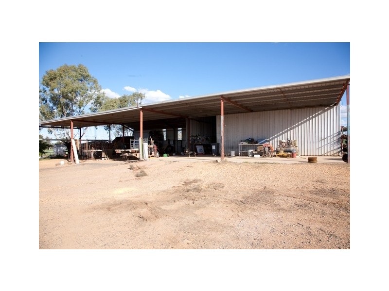 “DUNDULLIMAL” Obley Road, Dubbo NSW 2830