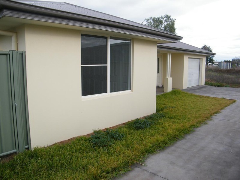 1 / 43 Dewhurst Street, Quirindi NSW 2343