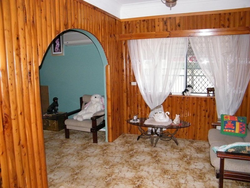 30 Pryor Street, Quirindi NSW 2343