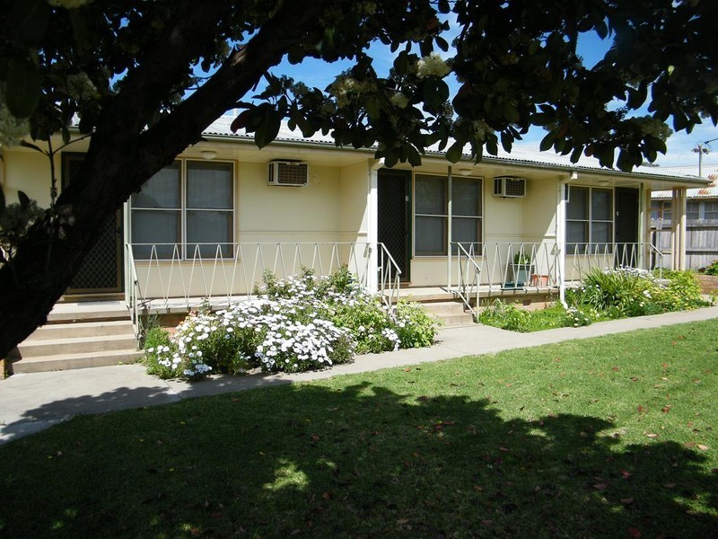 1/2 Perkins Street, Quirindi NSW 2343