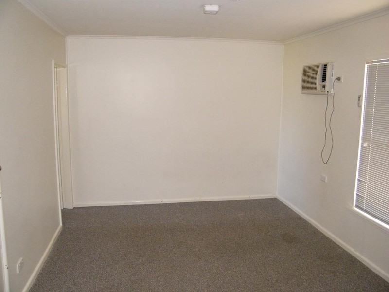 1/2 Perkins Street, Quirindi NSW 2343