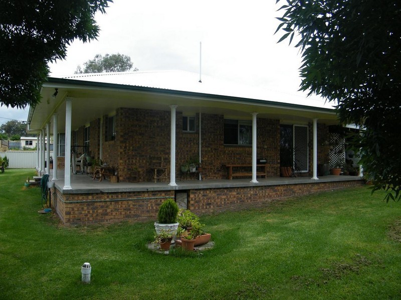 33 Annies Lane, Quirindi NSW 2343
