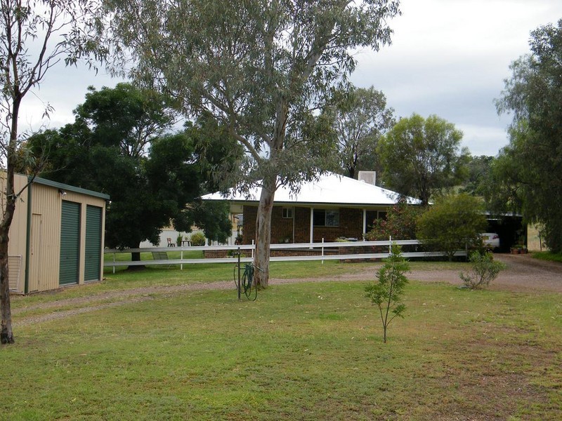 33 Annies Lane, Quirindi NSW 2343