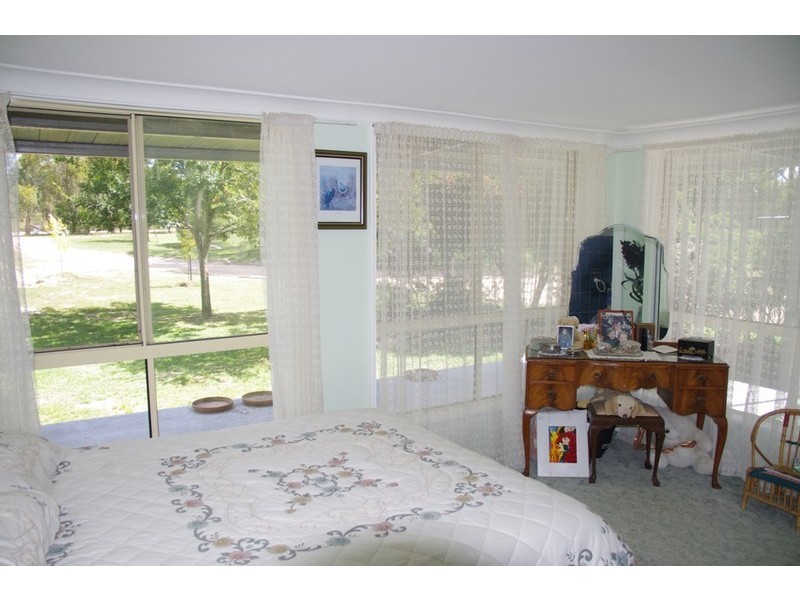 RAINBOW Aberdeen Road, Inverell NSW 2360