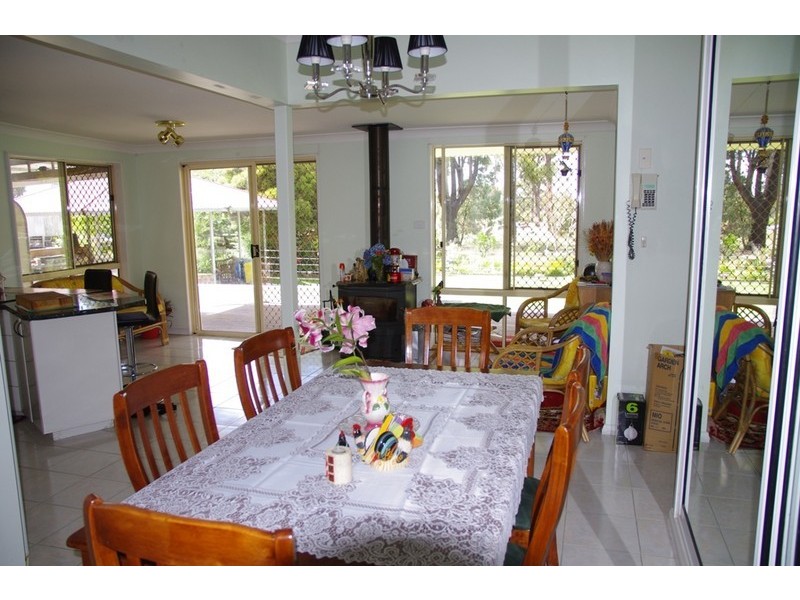 RAINBOW Aberdeen Road, Inverell NSW 2360