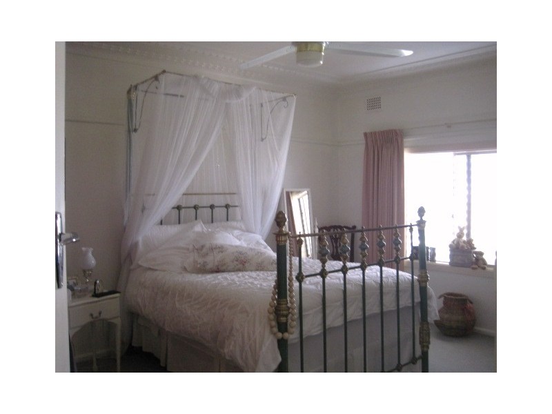 10 Cassilis St, Coonabarabran NSW 2357