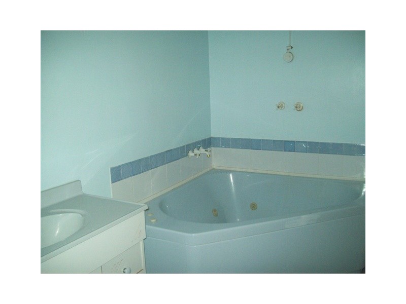 35 Edwards St, Coonabarabran NSW 2357