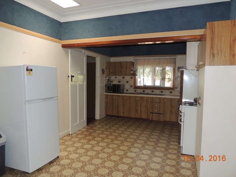 17 Gordon St, Coonabarabran NSW 2357