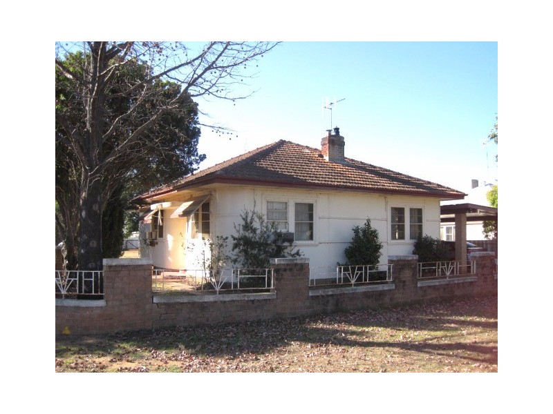 37 Macquarie St, Baradine NSW 2396