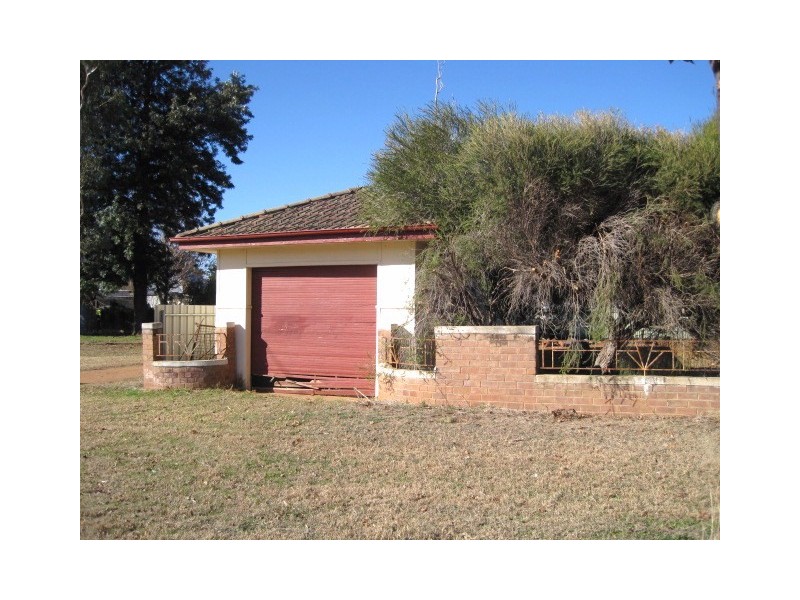 37 Macquarie St, Baradine NSW 2396
