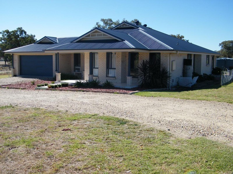 5 Paula’s Place, Quirindi NSW 2343