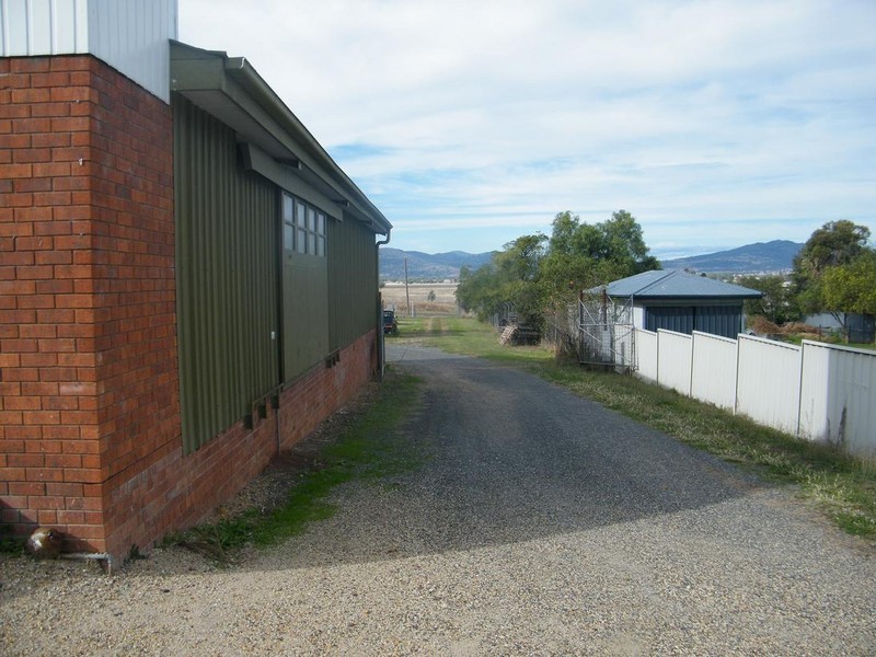 195 Hawker Street, Quirindi NSW 2343