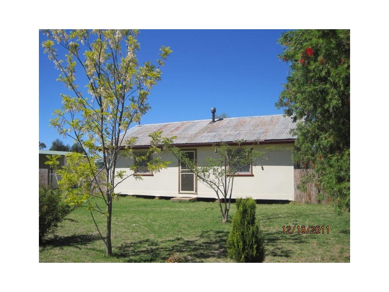 6 Lachlan St, Baradine NSW 2396