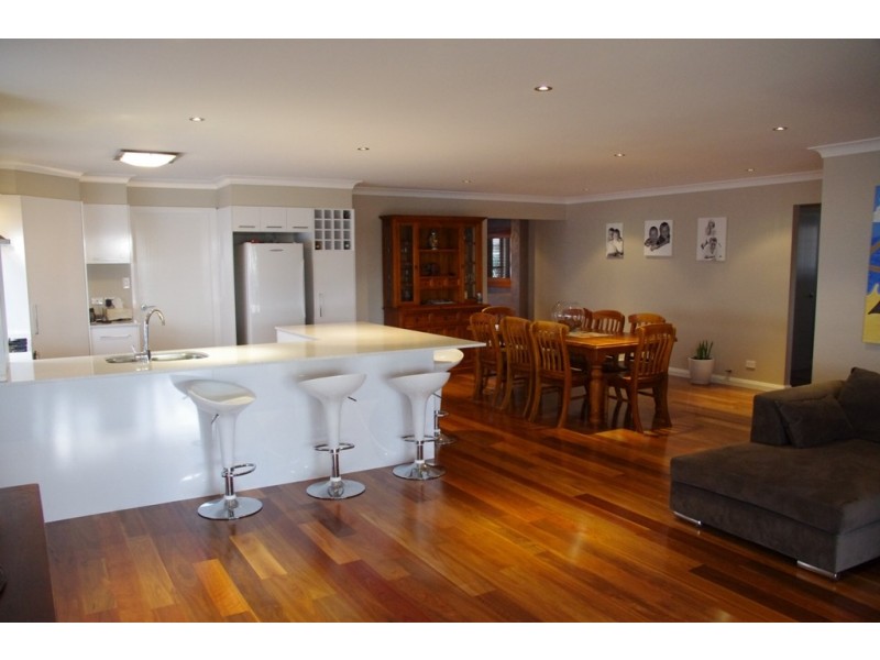 7 Sunnyside Place, Inverell NSW 2360