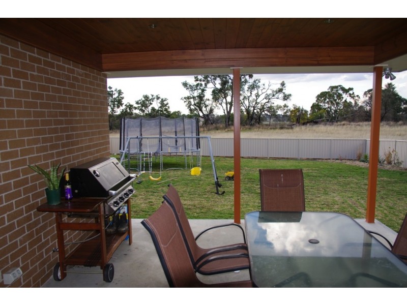 7 Sunnyside Place, Inverell NSW 2360