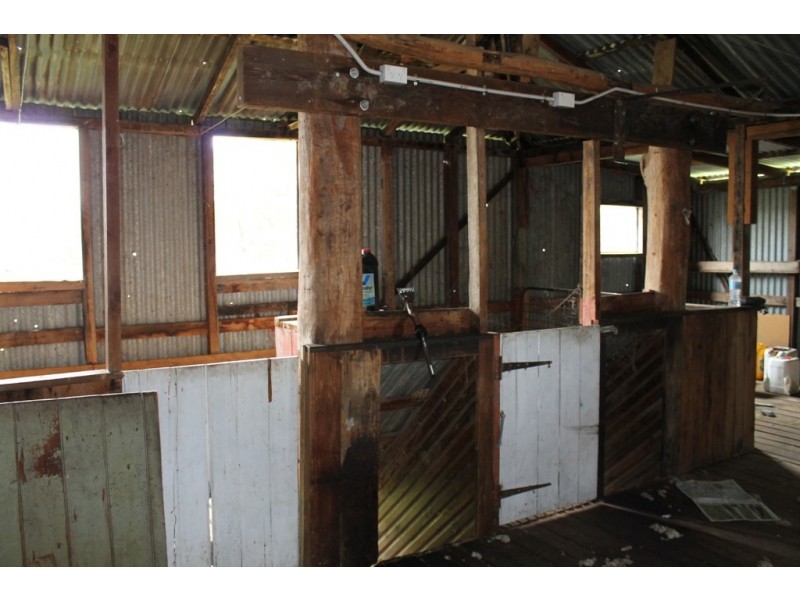 SABRINA Pindari Dam Road, Ashford NSW 2361