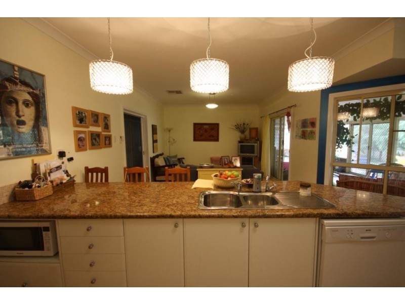 18 Millicent Drive, Narrabri NSW 2390