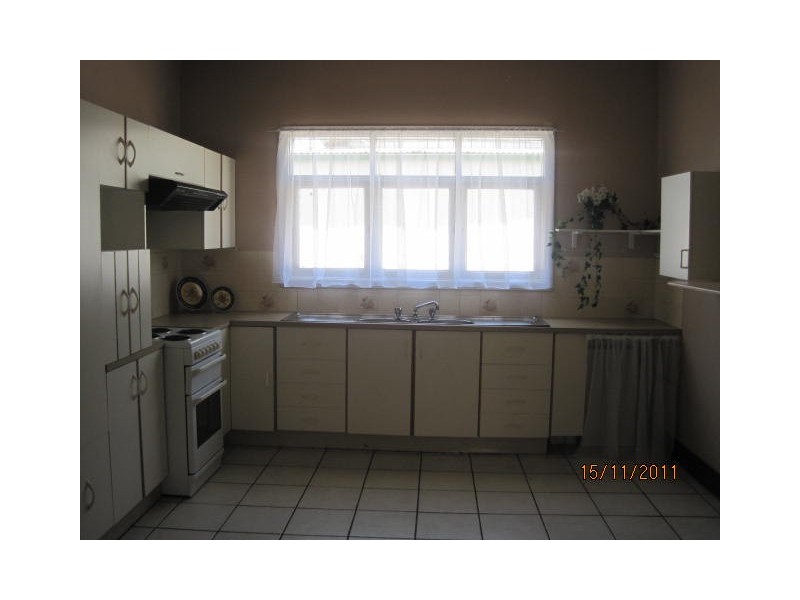 5 Railway St, Binnaway NSW 2395