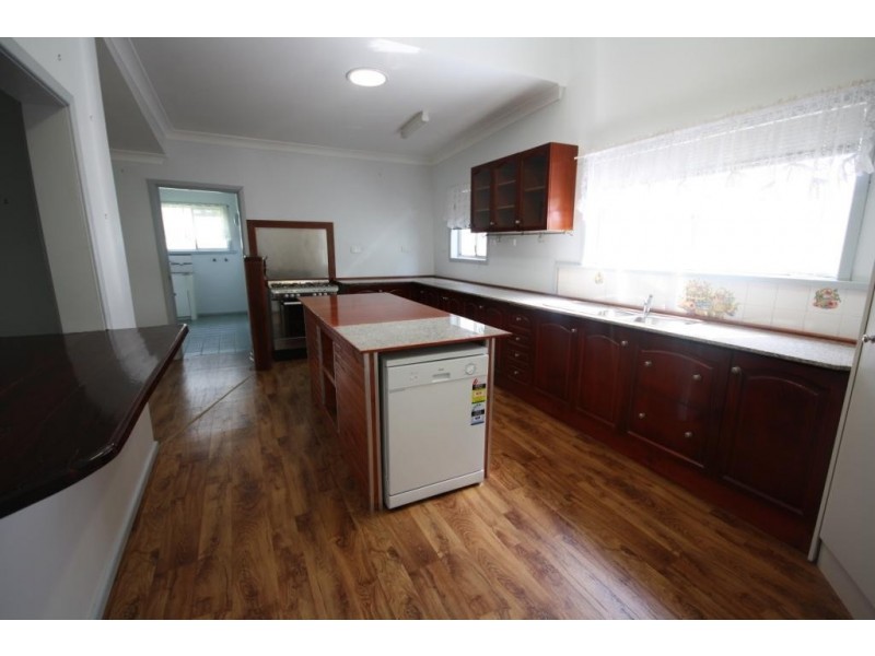 49 Alma Street, Wee Waa NSW 2388