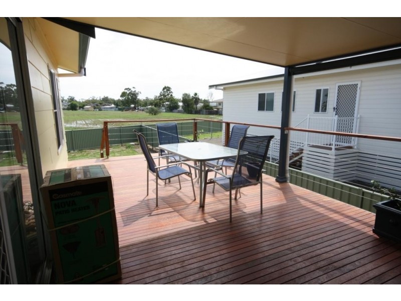 33 Dale Street, Narrabri NSW 2390