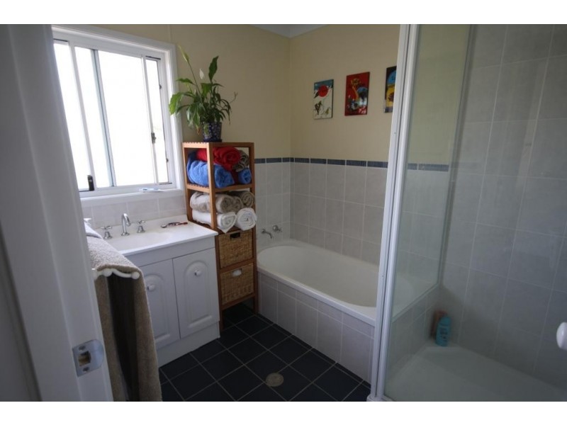 33 Dale Street, Narrabri NSW 2390