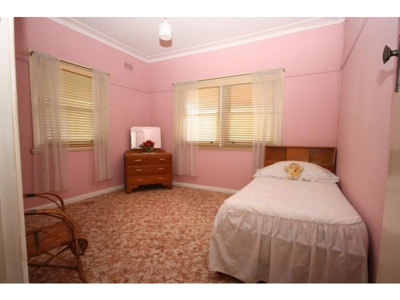 13 Fitzroy Street, Narrabri NSW 2390