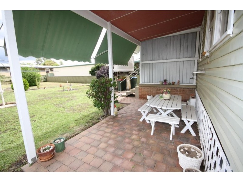 13 Fitzroy Street, Narrabri NSW 2390