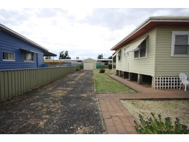 13 Fitzroy Street, Narrabri NSW 2390