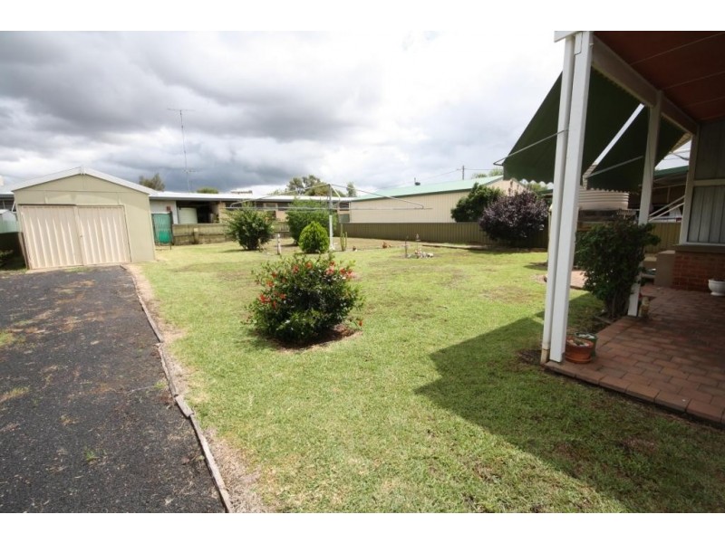 13 Fitzroy Street, Narrabri NSW 2390