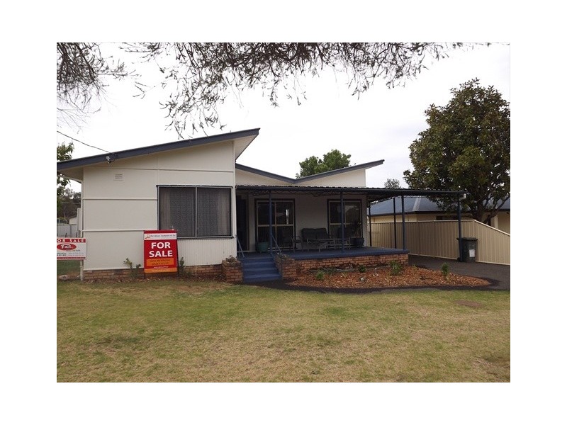 3 Edwards St, Coonabarabran NSW 2357