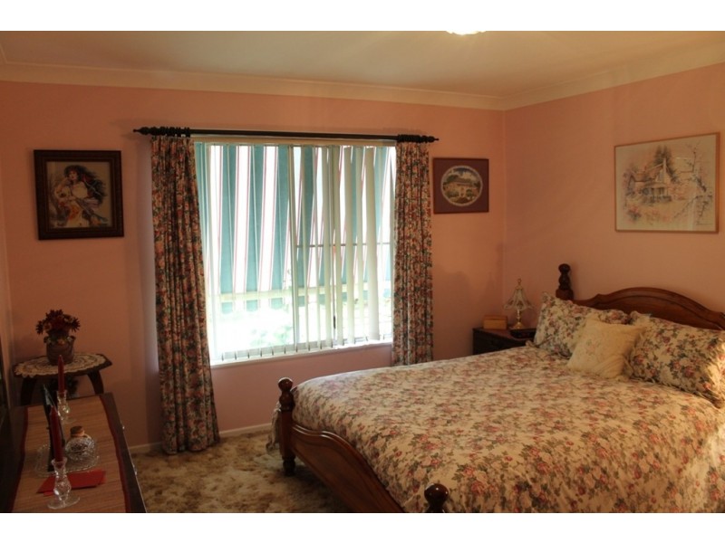 123 Henderson Street, Inverell NSW 2360