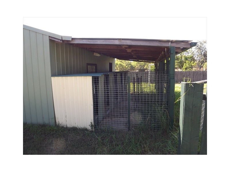 6 Park St, Binnaway NSW 2395