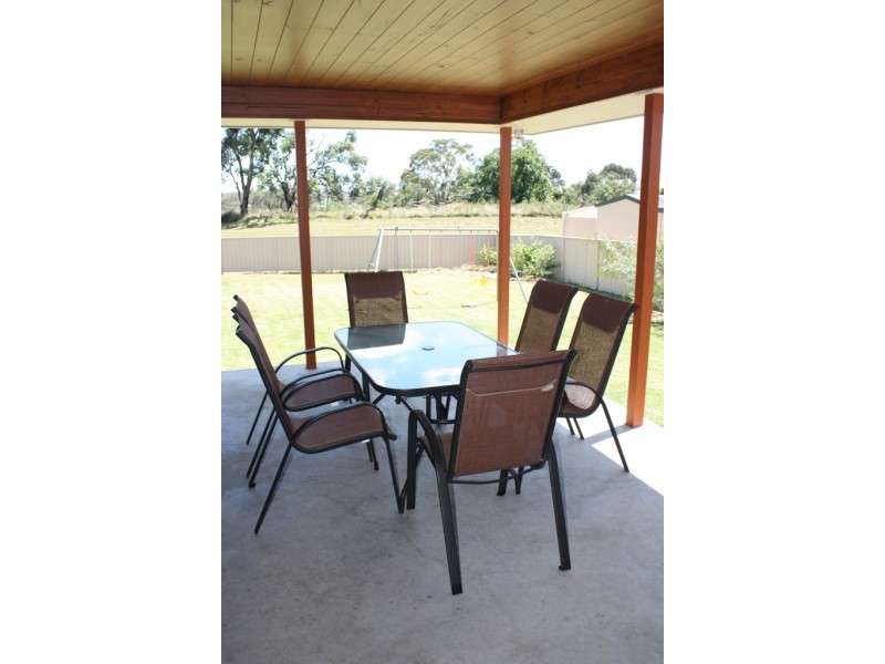 7  Sunnyside Place, Inverell NSW 2360