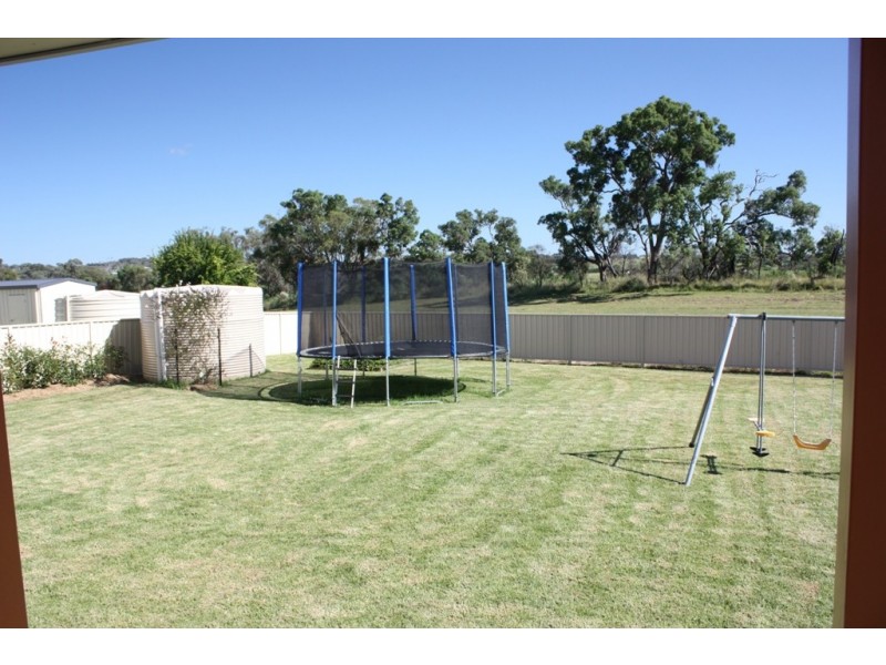 7  Sunnyside Place, Inverell NSW 2360