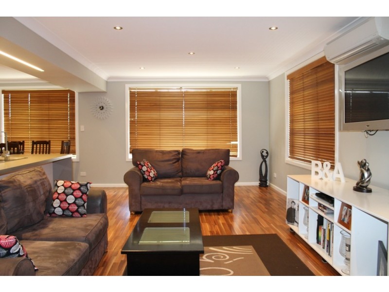 94 Warialda Rd, Inverell NSW 2360