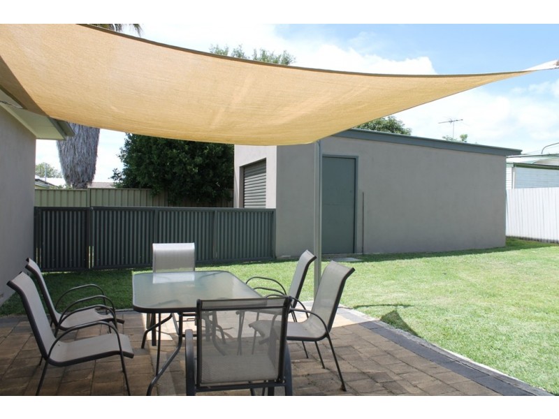 94 Warialda Rd, Inverell NSW 2360