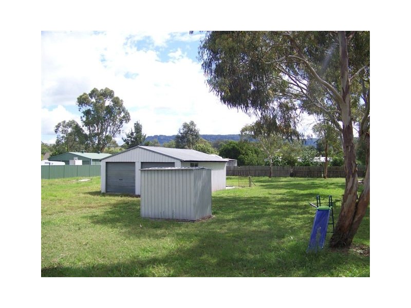 13 Vernon St, Wingen NSW 2337